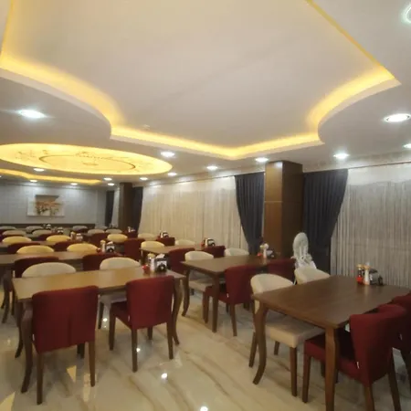 Zara Palas Otel * Zara