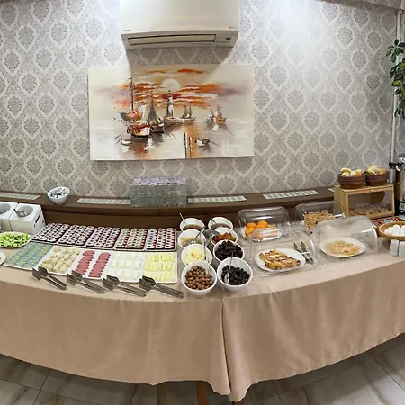 Zara Palas Otel *