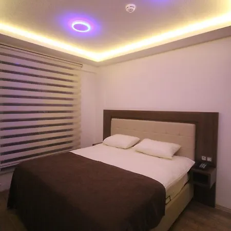 Zara Palas Otel * Zara